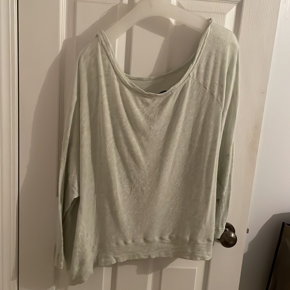 Dex light green long sleeve top - Picture 4 of 4
